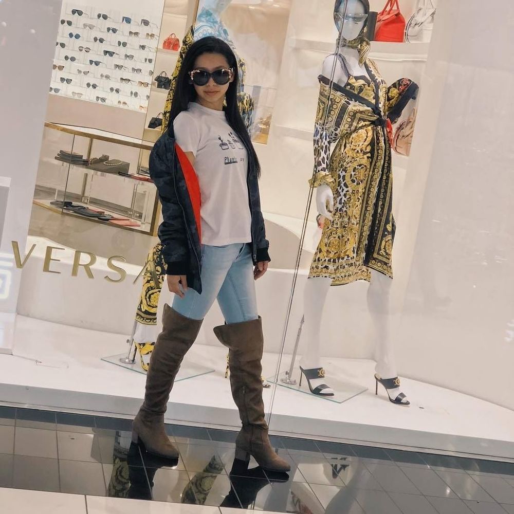 Meet your Posher, Karen